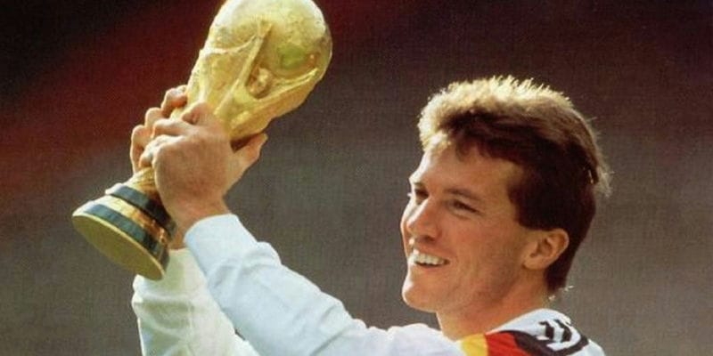 Lothar Matthaus là cầu thủ có số lần ra sân kỷ lục